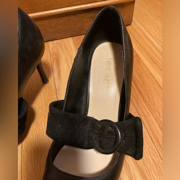 Classy pointy black heels - Picture 3 of 4